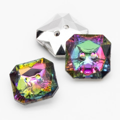 Кристалл радужный квадрат 2 прокола 18*18 мм