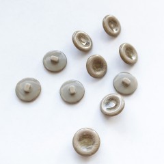 Бежевый кальцит на ножке 18 мм