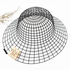 Форма пластиковая для шляп 58 см чёрная